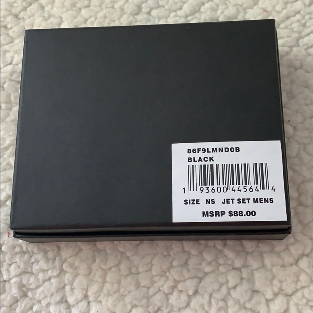 NWT Michael Kors Bifold Wallet - Picture 8 of 8